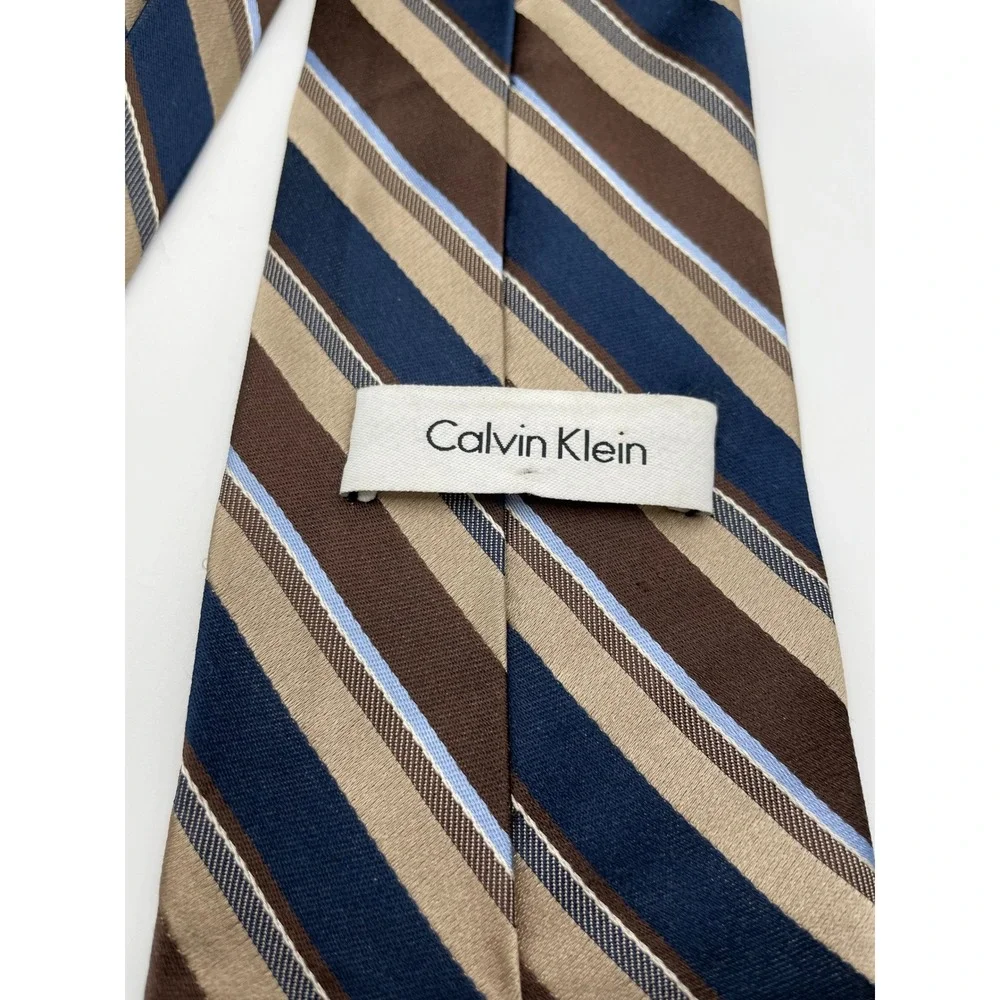 Calvin Klein Mens Silk Necktie Brown Navy Blue Tan Striped Classic Designer Tie